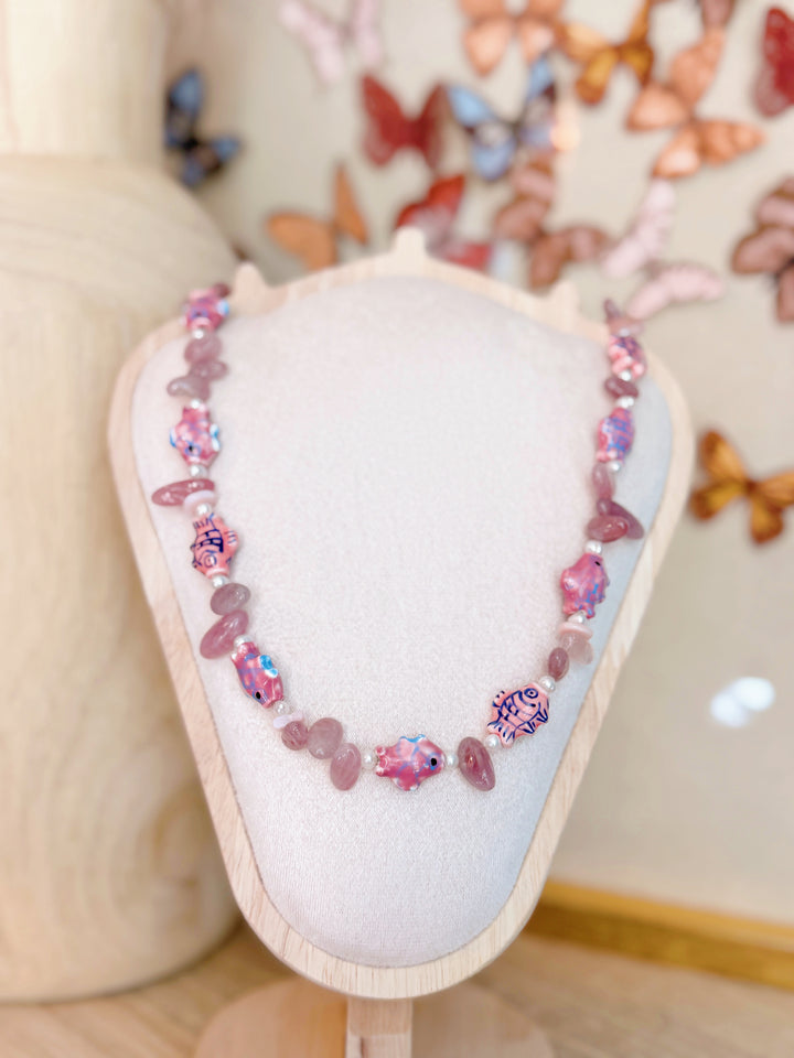 Sandbar Fish Necklace