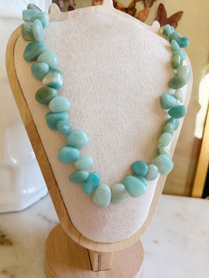 Cove Chip Necklace